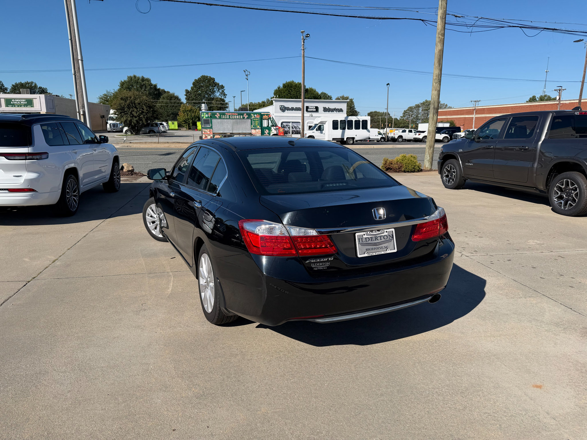 Used 2015 Honda Accord EX-L image 4