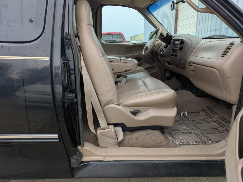 Used 1998 Ford F150 XLT RWD image 14