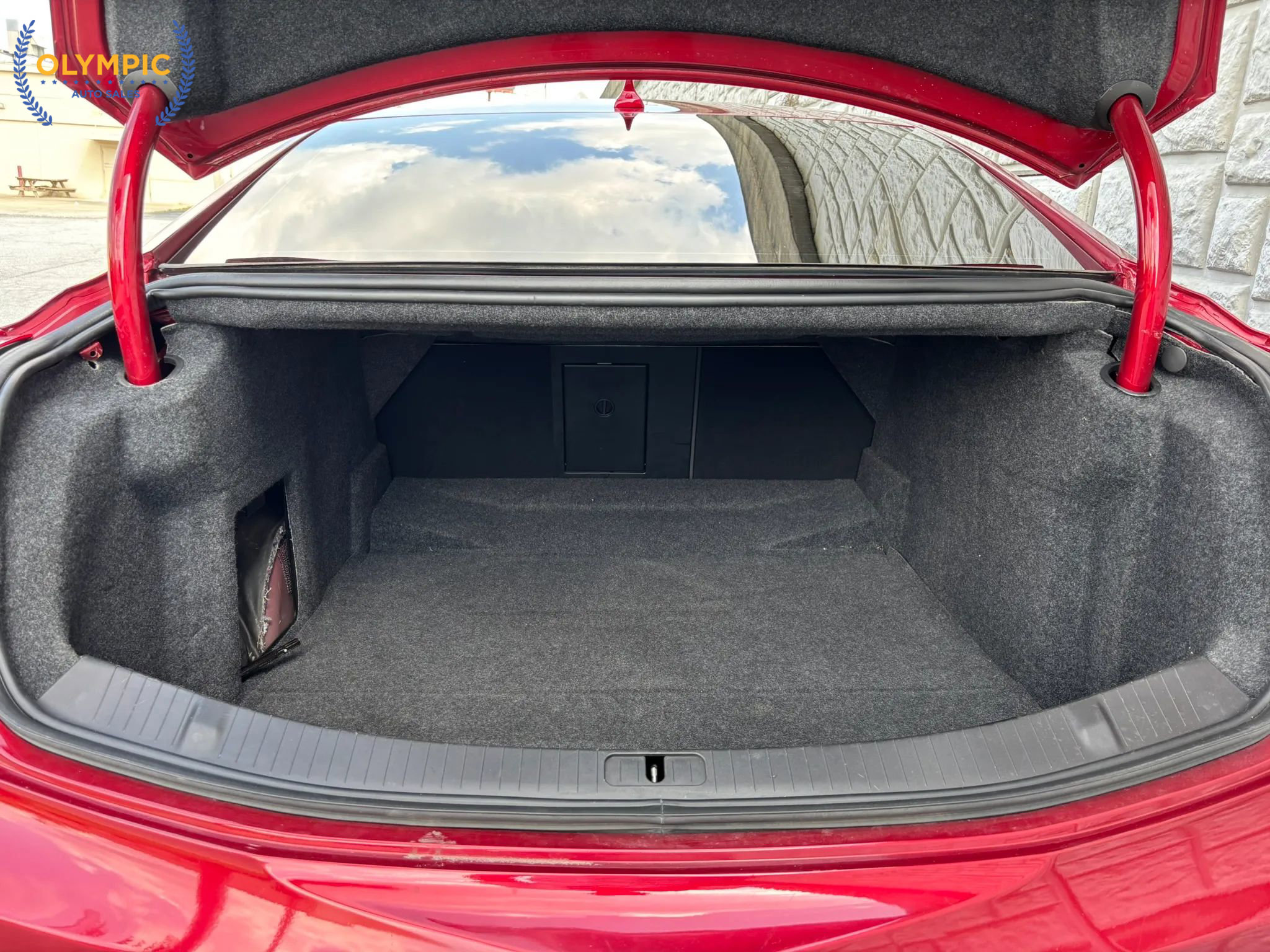 Used 2013 Cadillac XTS Premium image 46