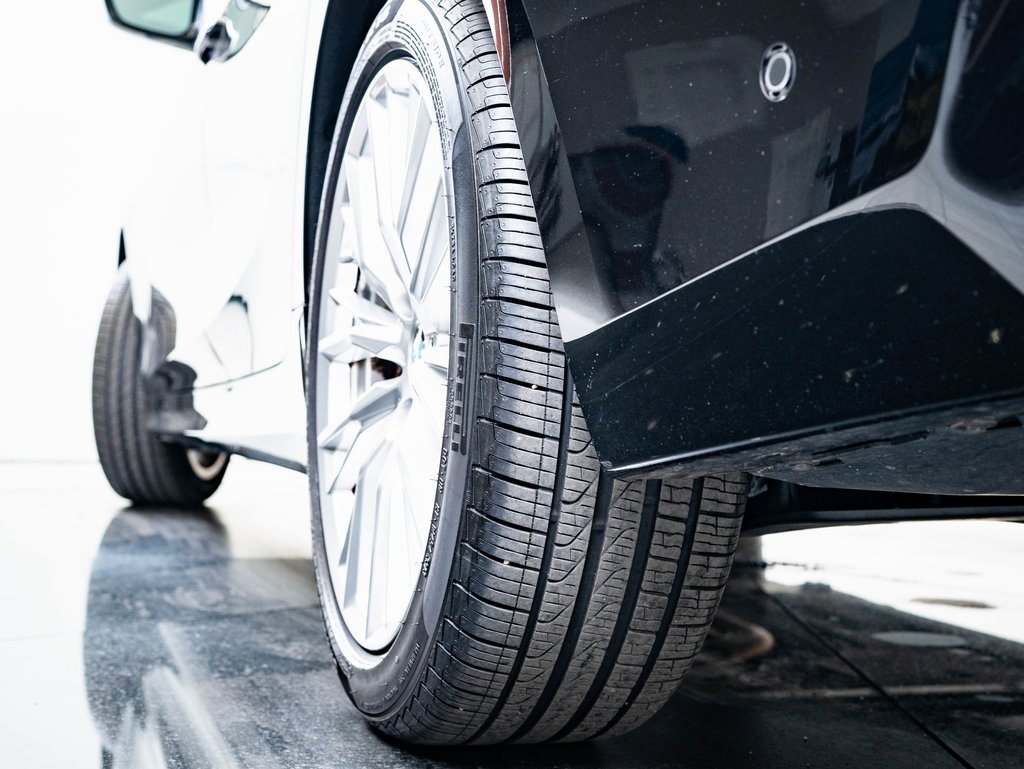 Used 2024 BMW 330i xDrive Sedan w/ Premium Package image 41