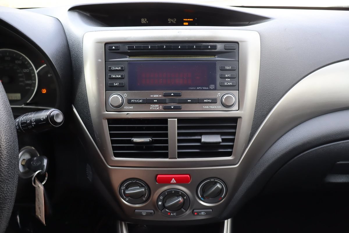 Used 2010 Subaru Impreza 2.5i AWD/4WD image 33