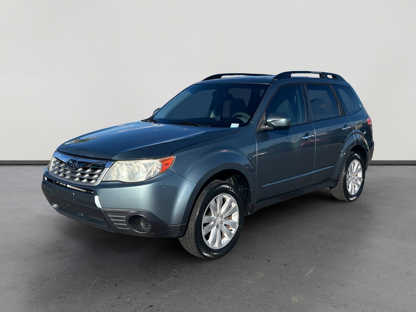 Used 2012 Subaru Forester 2.5X Premium w/ All-Weather Pkg AWD/4WD image 1