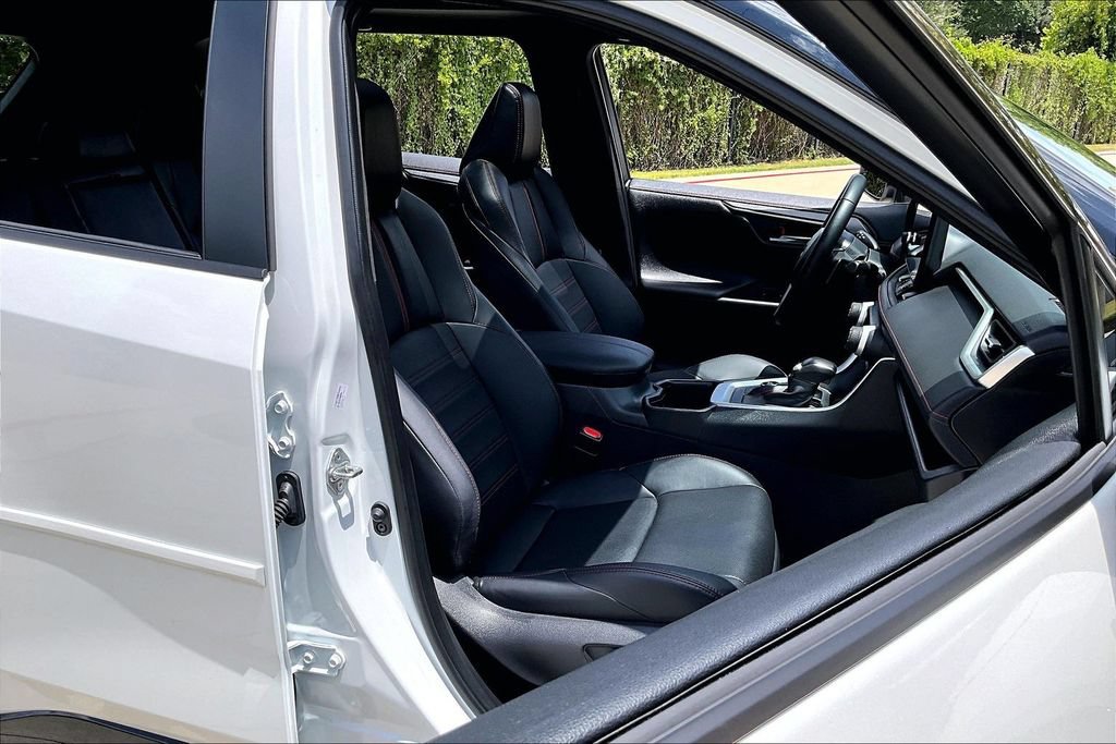 Used 2024 Toyota RAV4 XSE w/ Premium Package AWD/4WD image 10