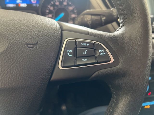 Used 2019 Ford Escape Titanium AWD/4WD image 17