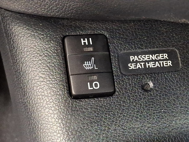 Used 2017 Toyota Prius Prime Premium image 26