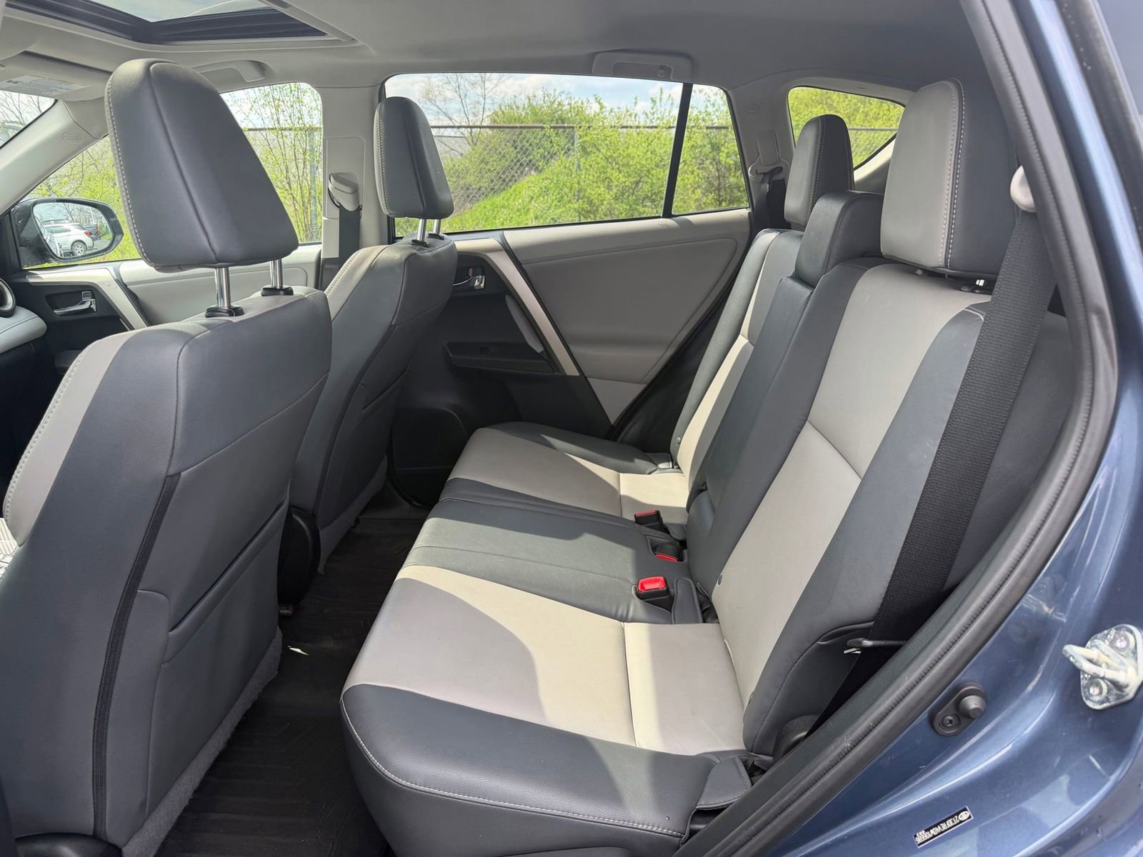Used 2013 Toyota RAV4 Limited AWD/4WD image 11