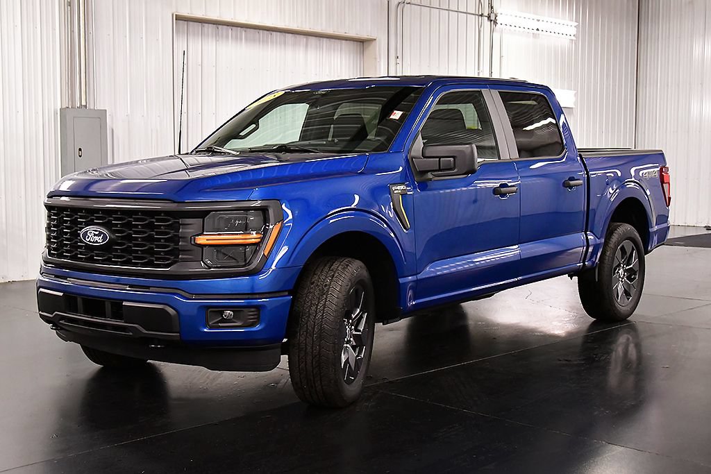 Used 2025 Ford F150 STX w/ Equipment Group 200A AWD/4WD image 3