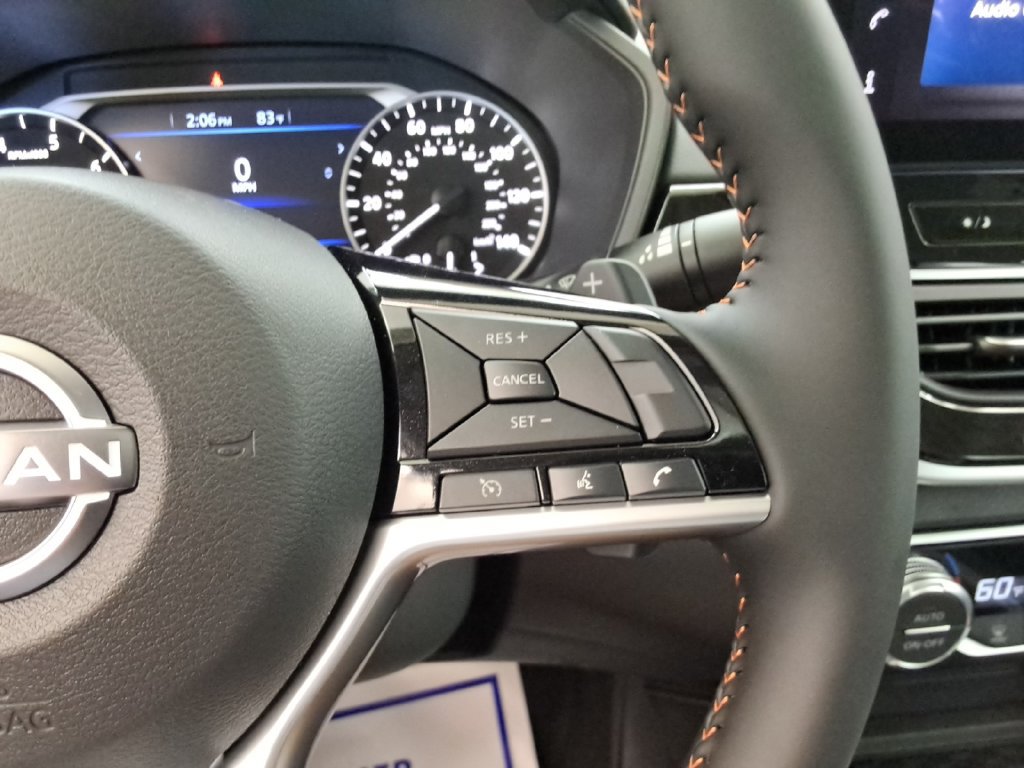 Used 2025 Nissan Altima 2.5 SR w/ SR Premium Package FWD image 25