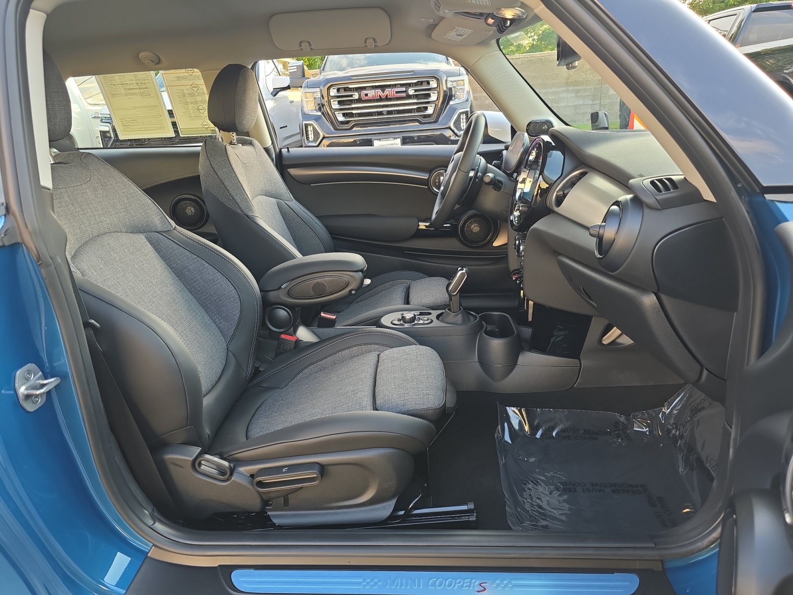 Used 2024 MINI Cooper S FWD image 16