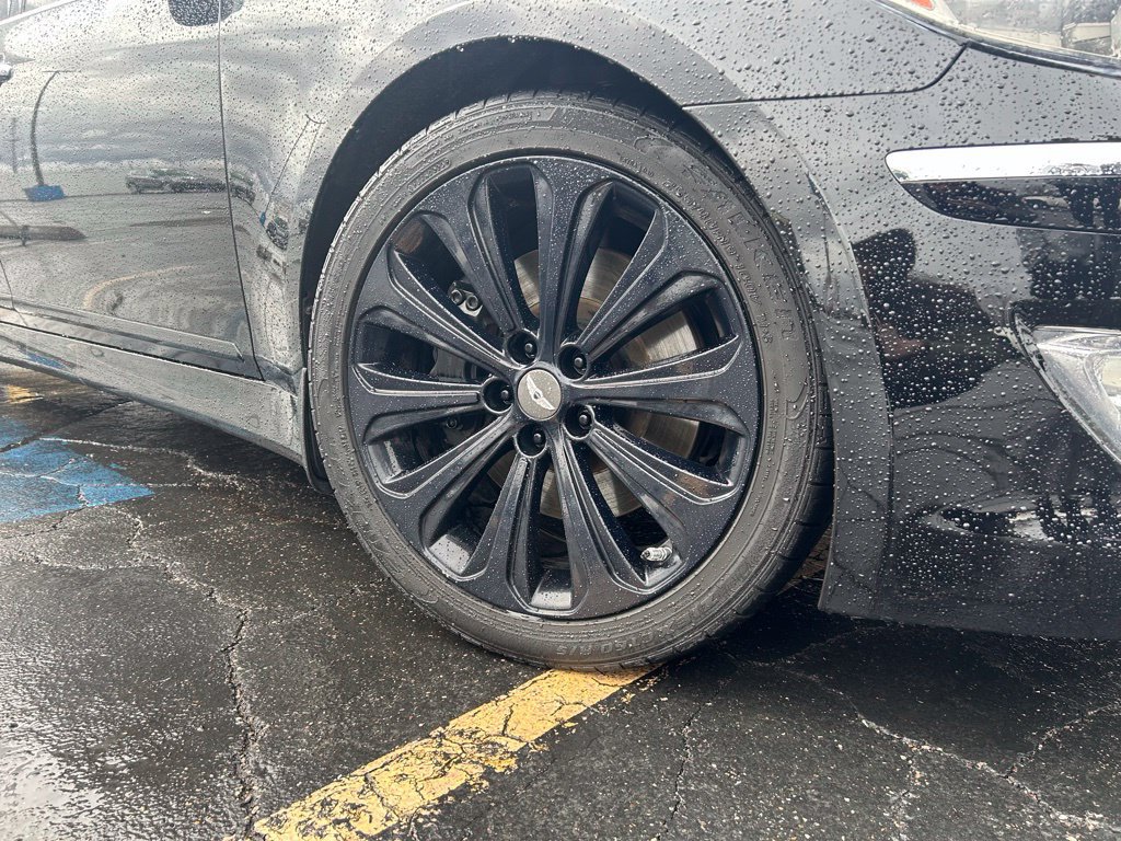 Used 2014 Hyundai Genesis 5.0 R-Spec RWD image 22