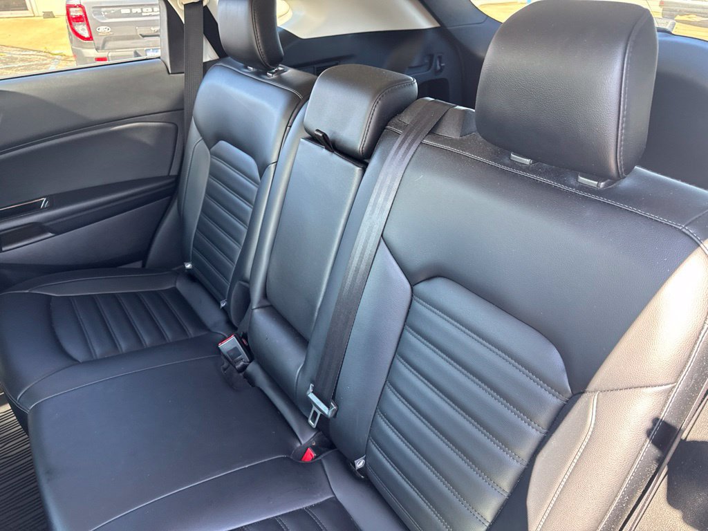 Used 2019 Ford Edge SEL w/ Equipment Group 201A AWD/4WD image 30