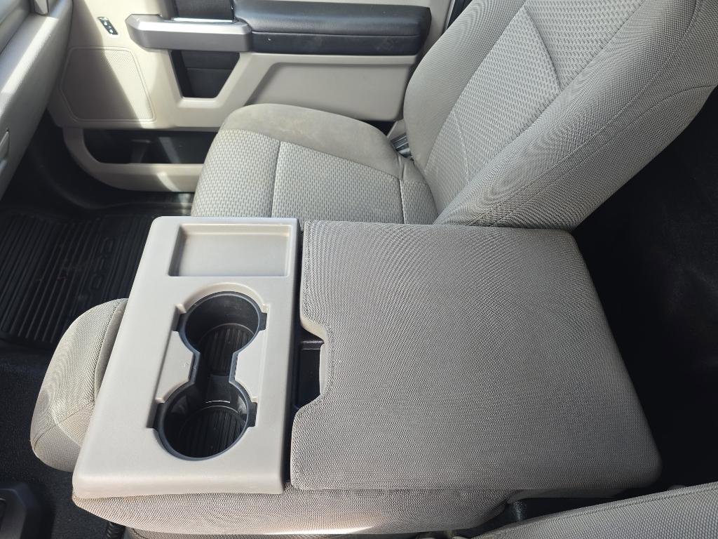 Used 2018 Ford F550 4x4 Regular Cab Super Duty image 31