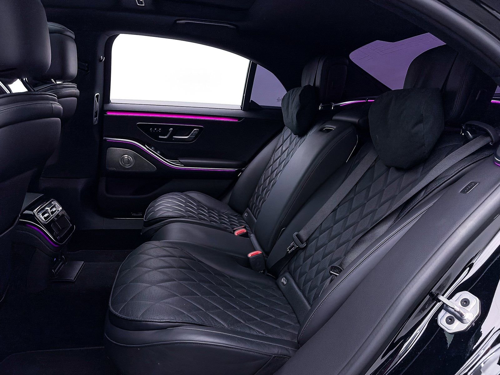 Used 2024 Mercedes-Benz S 580 4MATIC Sedan image 36