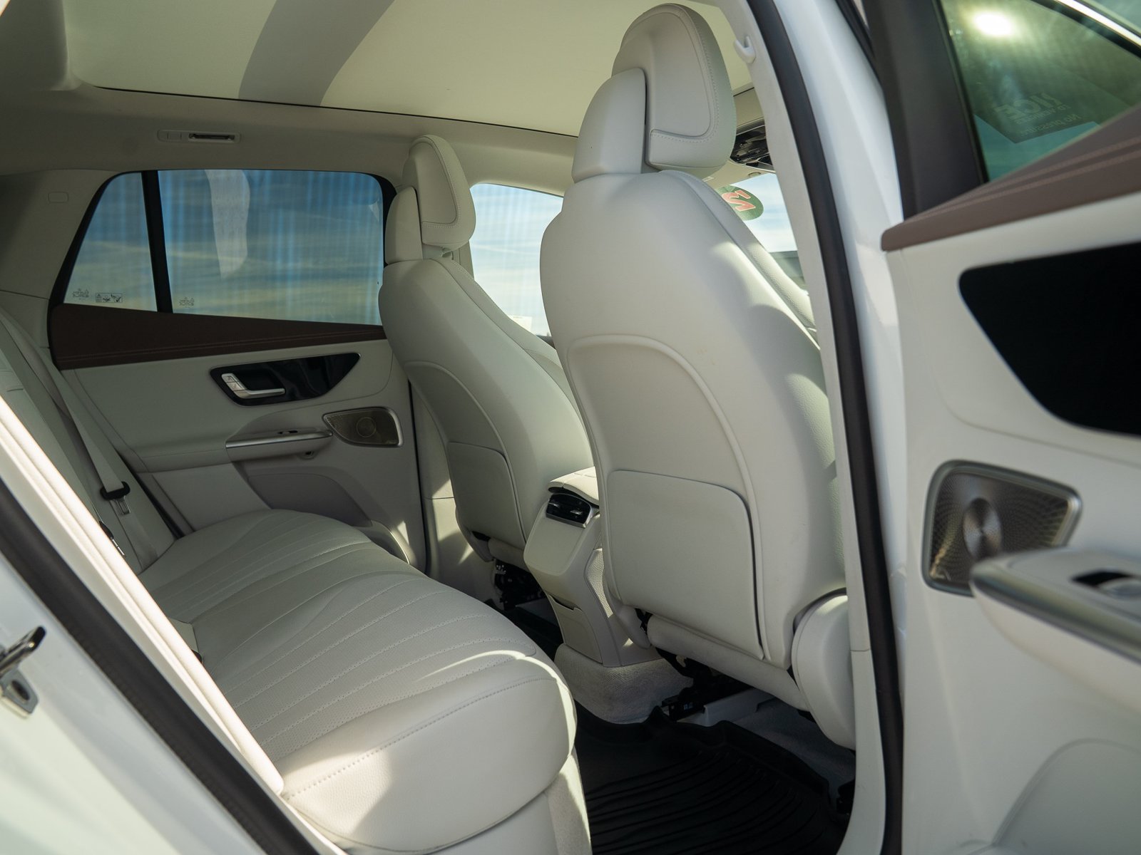 Certified 2023 Mercedes-Benz EQE 350+ 4MATIC SUV image 28