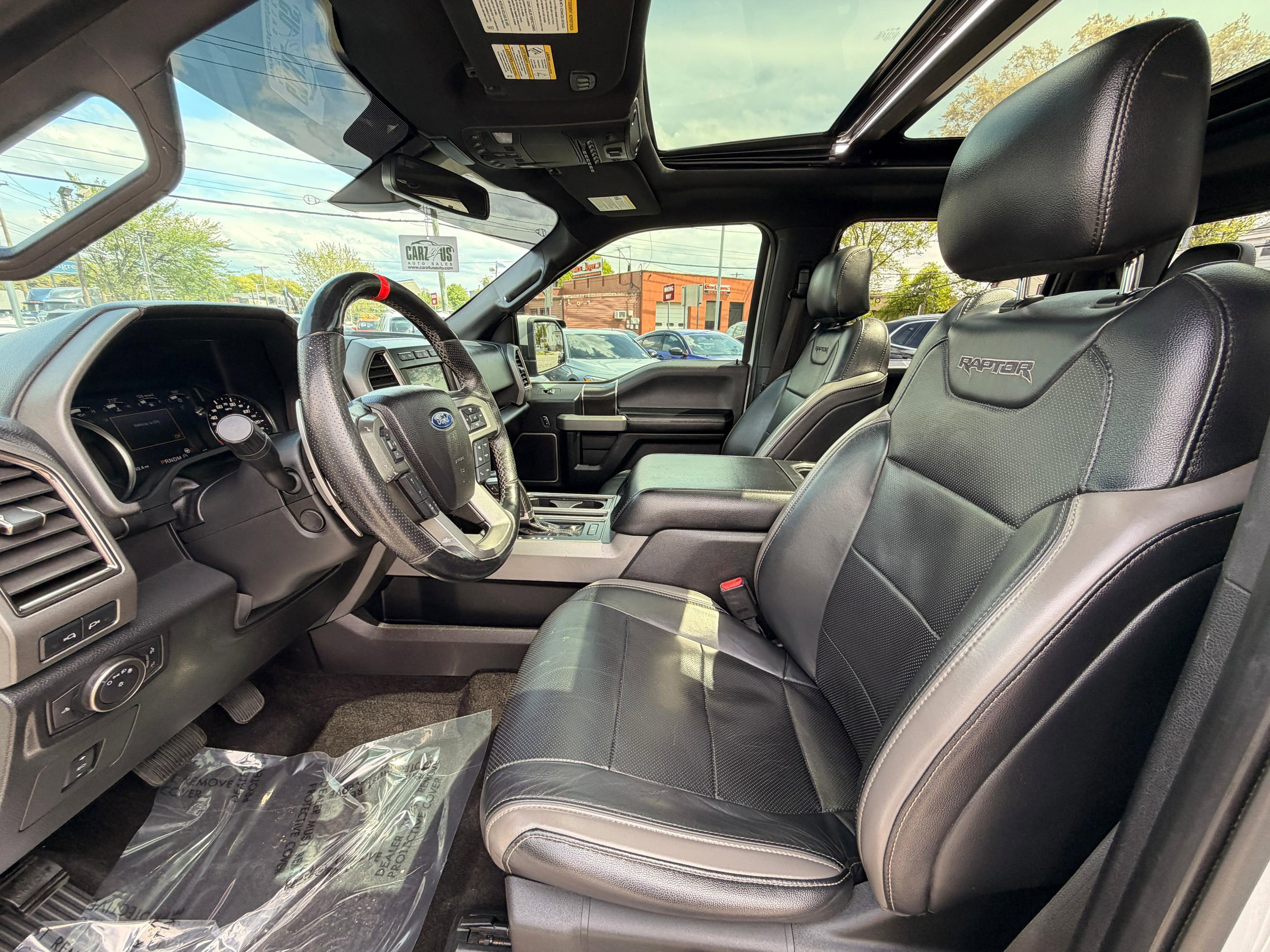Used 2017 Ford F150 Raptor w/ Equipment Group 802A Luxury AWD/4WD image 17