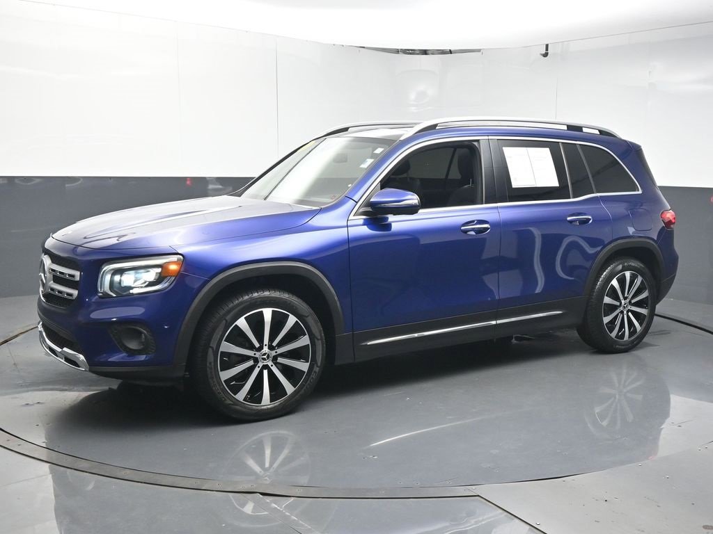 Used 2021 Mercedes-Benz GLB 250 w/ Premium Package image 4