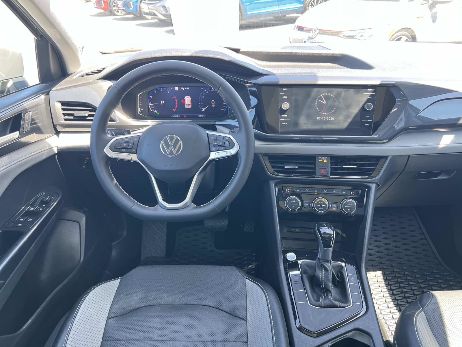 Certified 2022 Volkswagen Taos SEL FWD image 7
