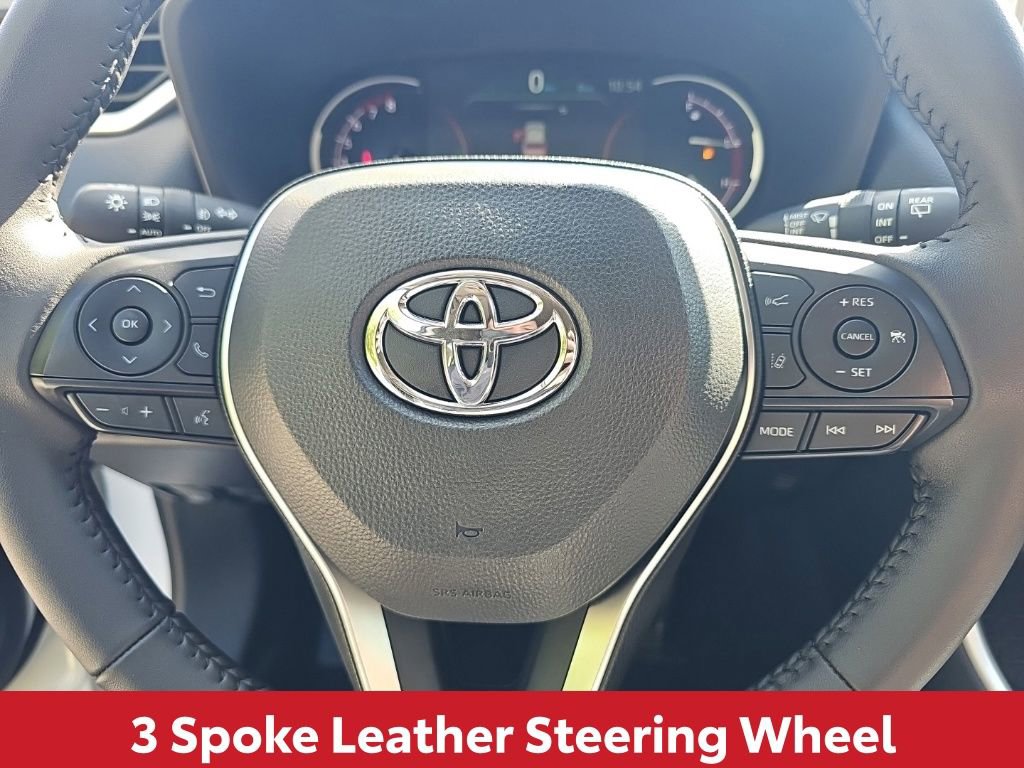 Used 2025 Toyota RAV4 XLE Premium FWD image 19