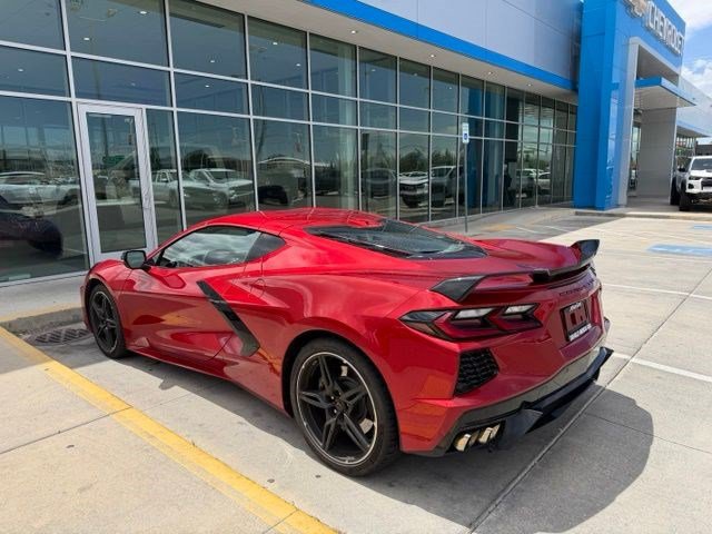 Used 2021 Chevrolet Corvette Stingray Preferred Cpe w/ Z51 Performance Package RWD image 4
