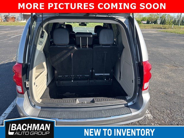 Used 2020 Dodge Grand Caravan SXT image 10