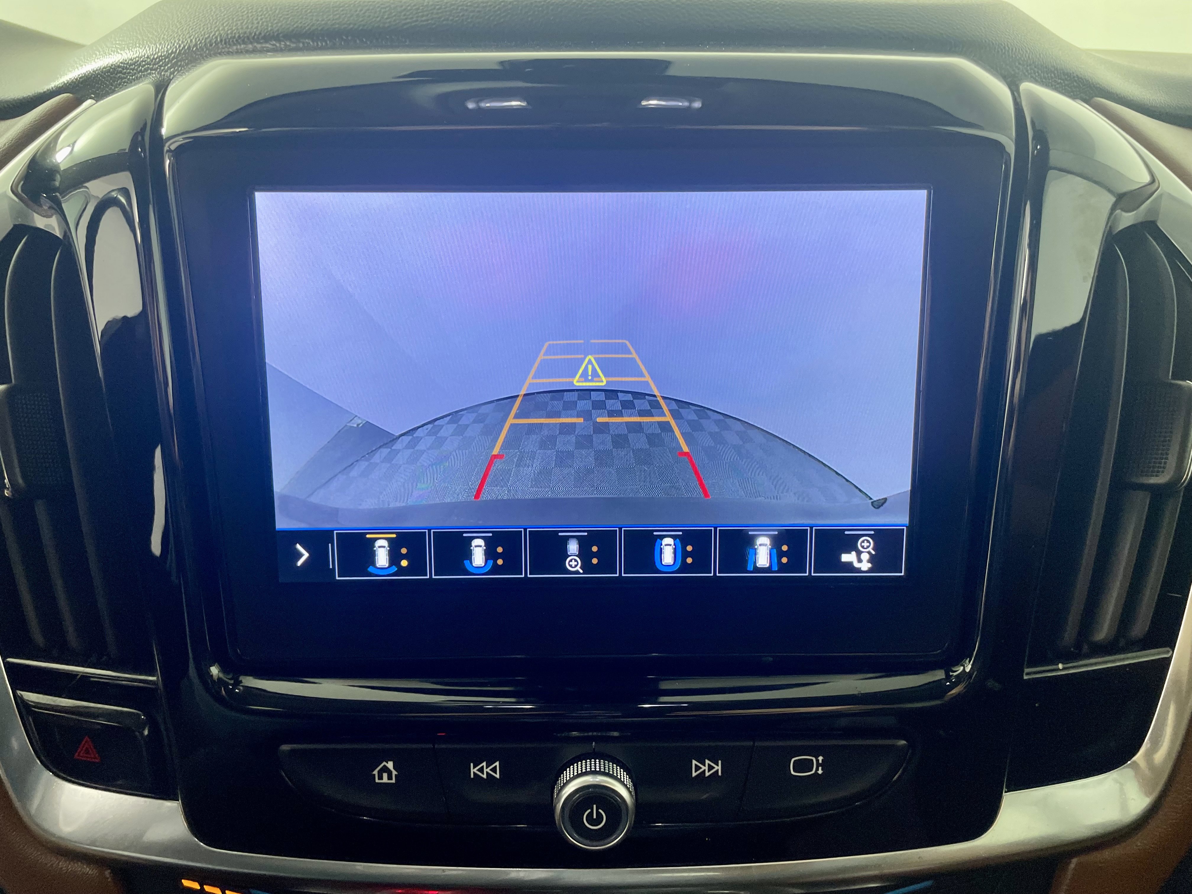 Used 2021 Chevrolet Traverse High Country w/ LPO, Floor Liner Package image 21