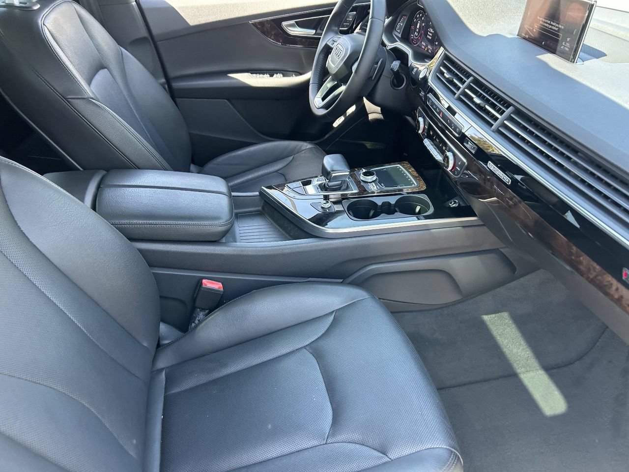 Used 2019 Audi Q7 3.0T Premium Plus w/ Premium Plus Package AWD/4WD image 13