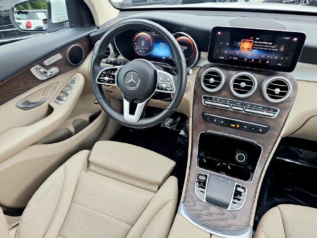 Certified 2021 Mercedes-Benz GLC 300 4MATIC image 29