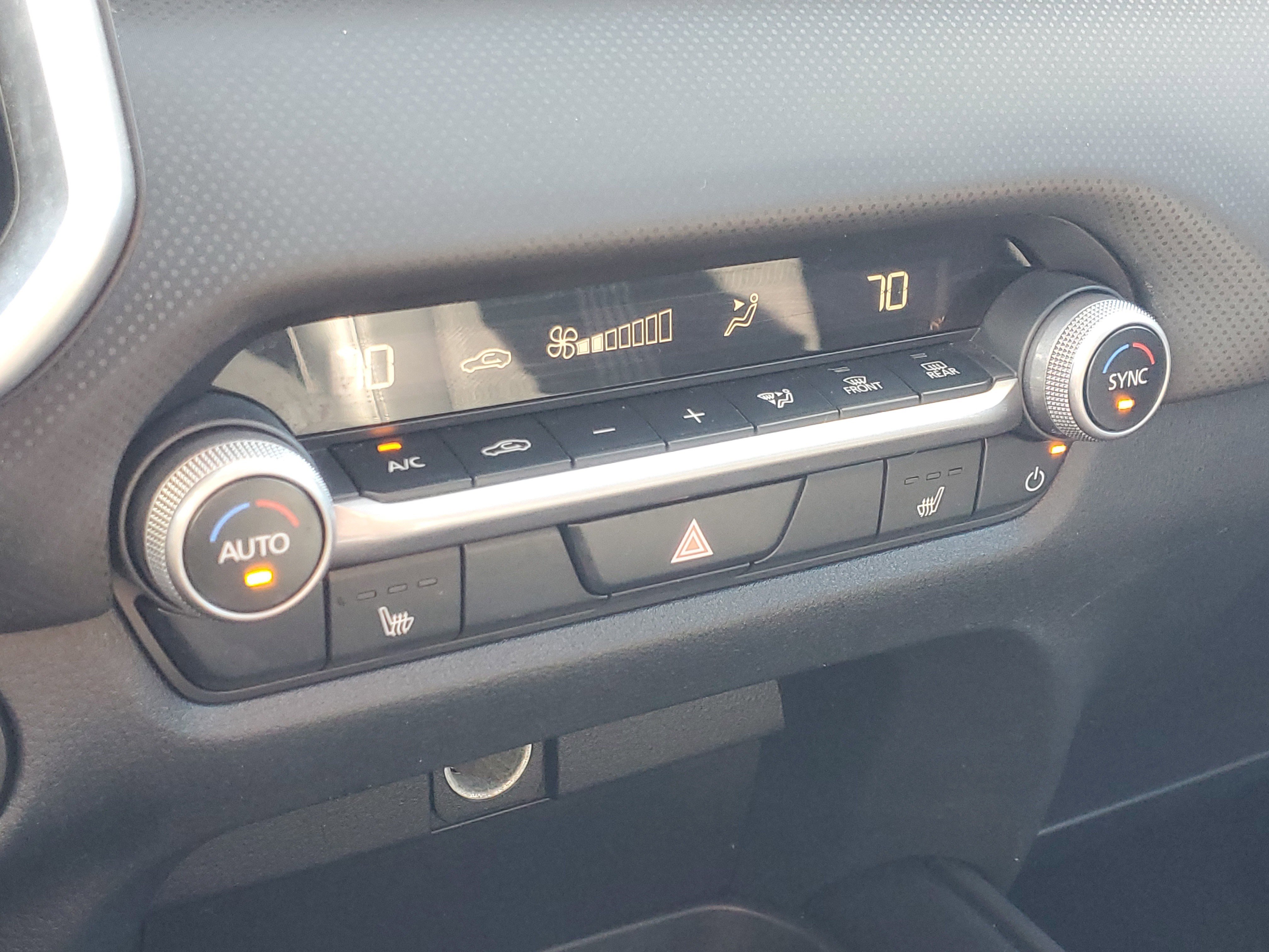 Used 2024 MAZDA CX-50 AWD 2.5 S w/ Premium Package image 30