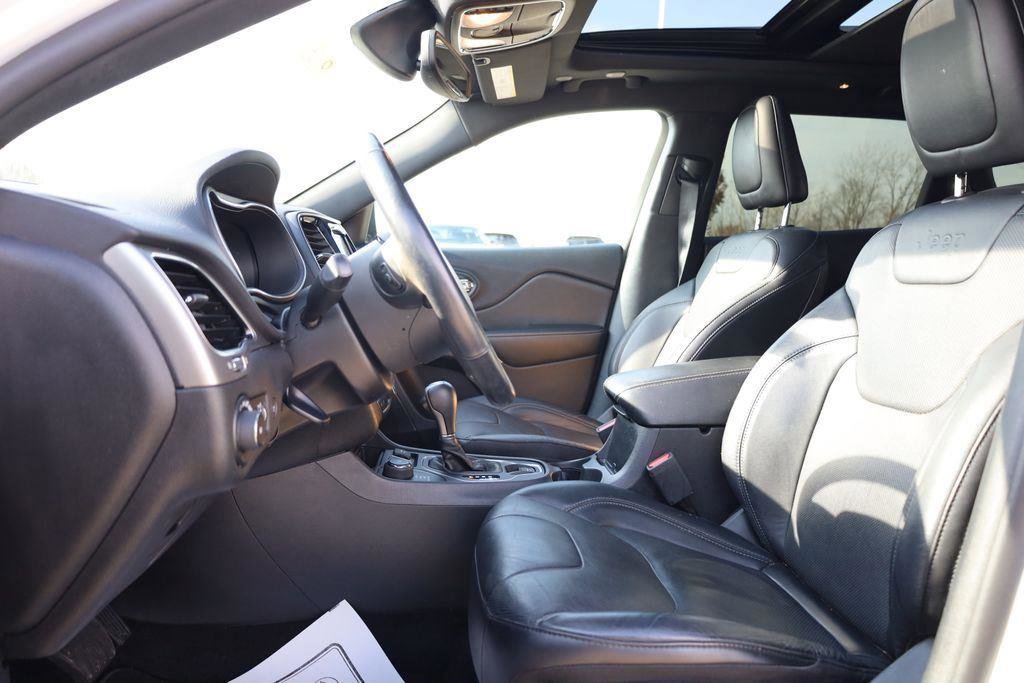 Used 2020 Jeep Cherokee High Altitude image 13