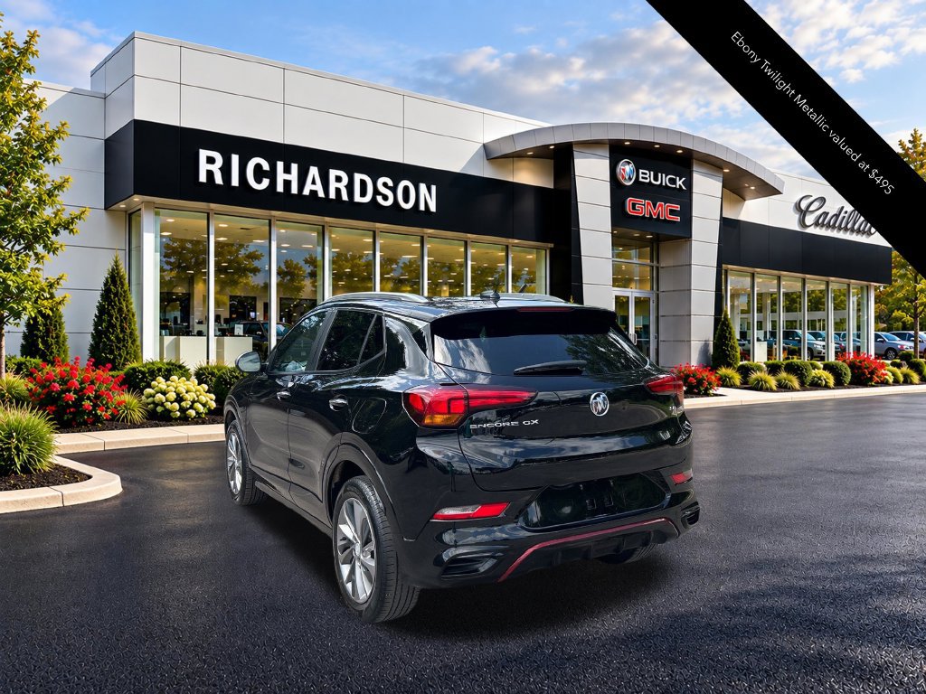 Used 2022 Buick Encore GX Preferred w/ Sport Touring Package FWD image 3