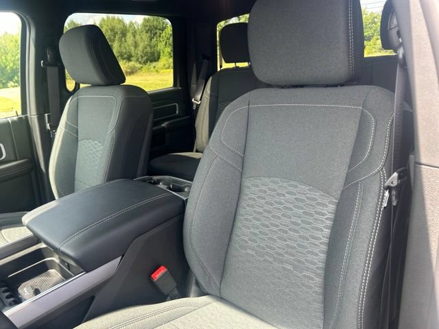 New 2026 RAM 2500 Big Horn AWD/4WD image 19