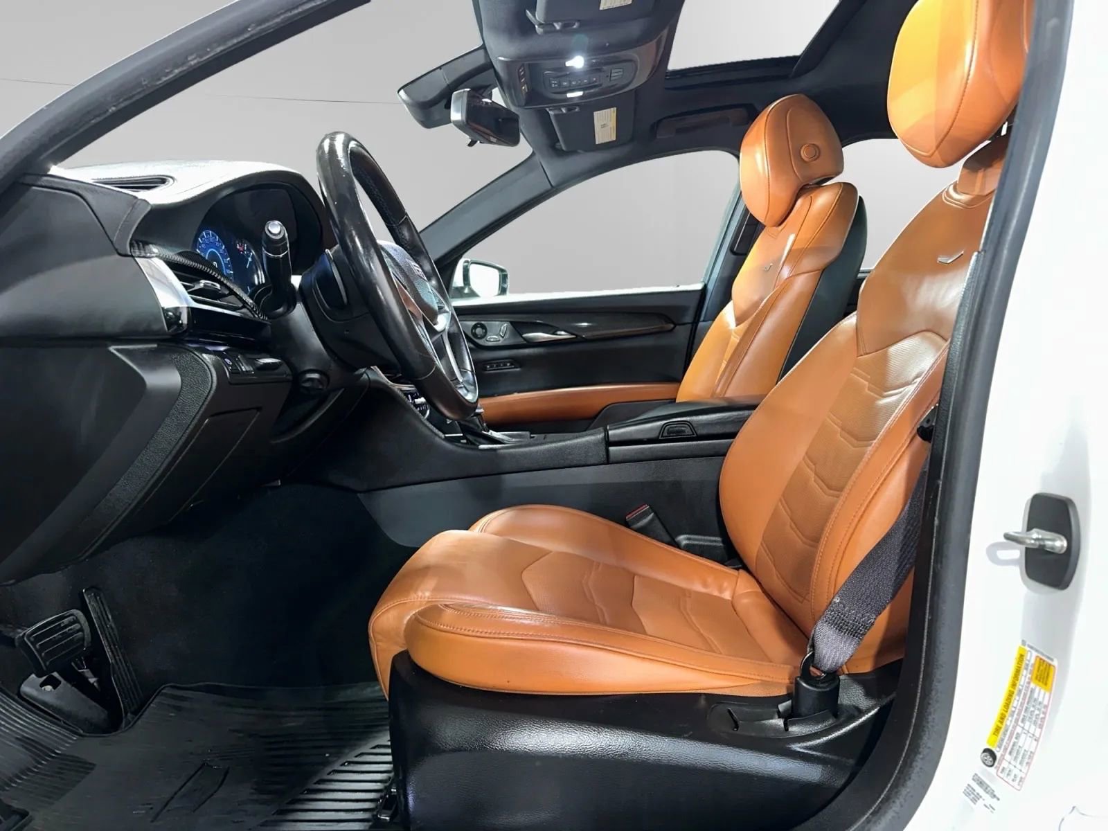 Used 2016 Cadillac CT6 Premium Luxury w/ Comfort Package image 2