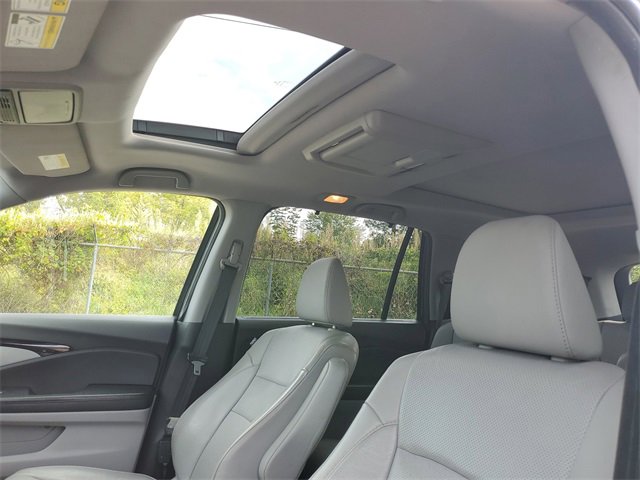 Used 2018 Honda Pilot Elite image 21