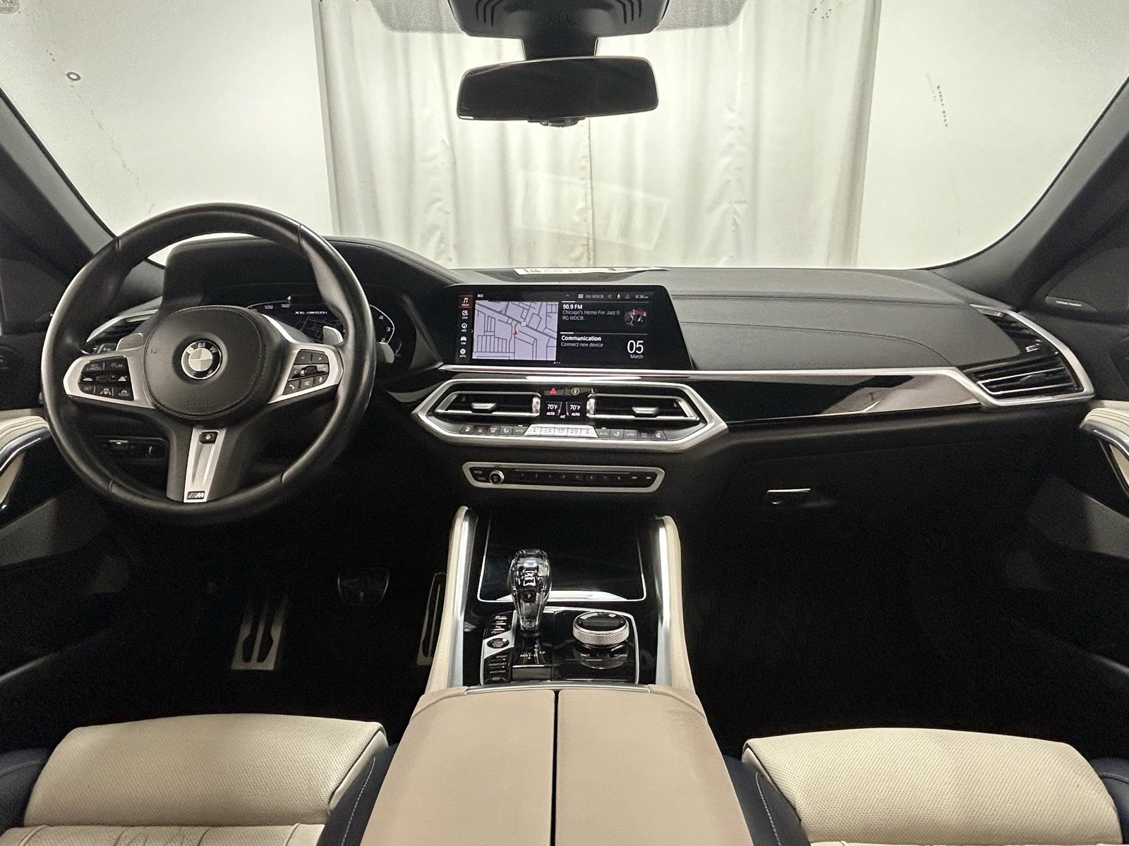 Used 2023 BMW X6 M50i w/ Executive Package image 8