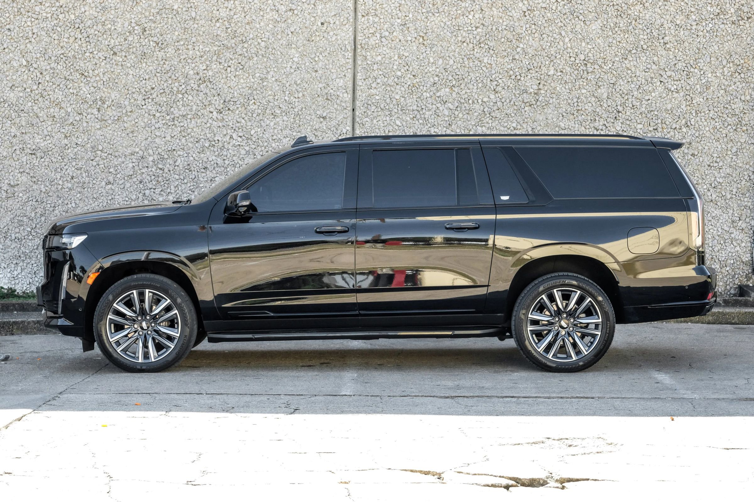 Used 2022 Cadillac Escalade ESV Sport w/ Touring Package AWD/4WD image 14