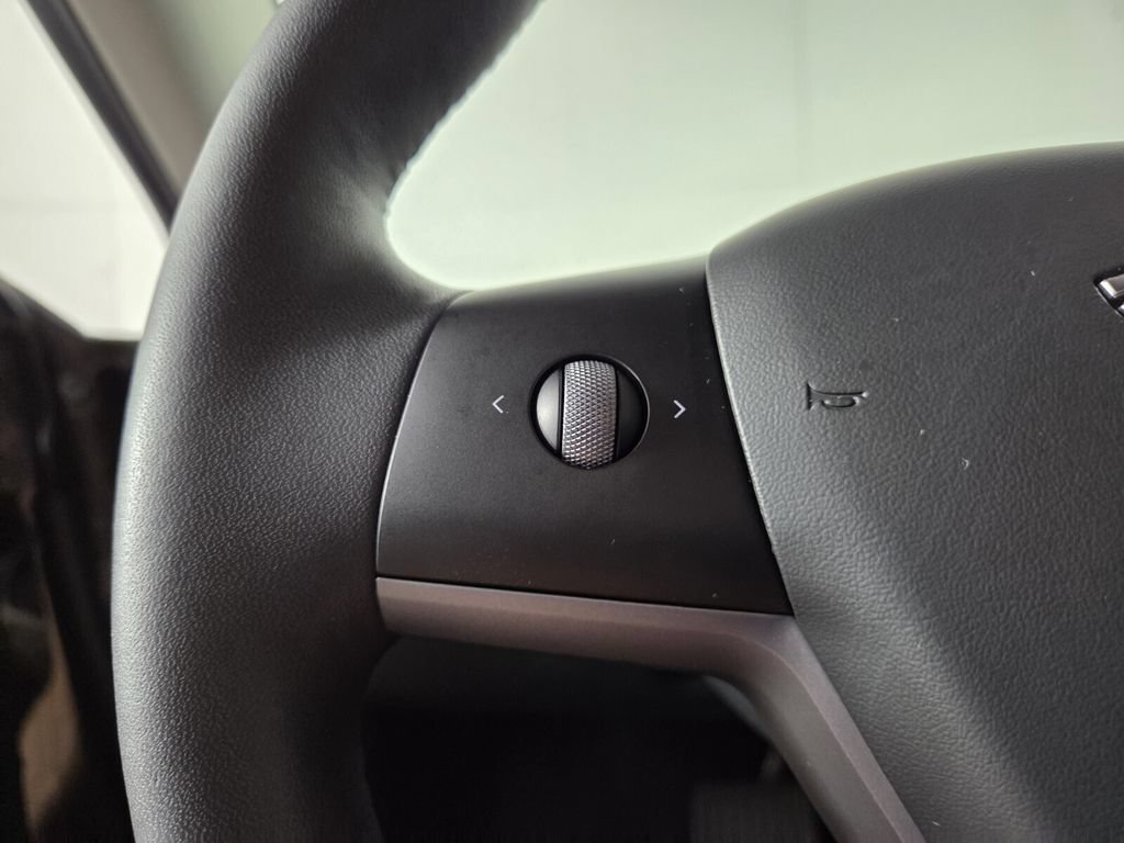 Used 2021 Tesla Model 3 Long Range AWD/4WD image 17