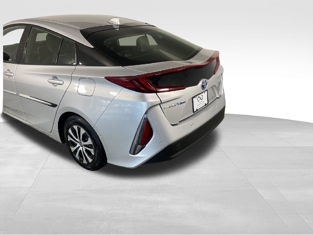 Certified 2022 Toyota Prius Prime Limited FWD image 4