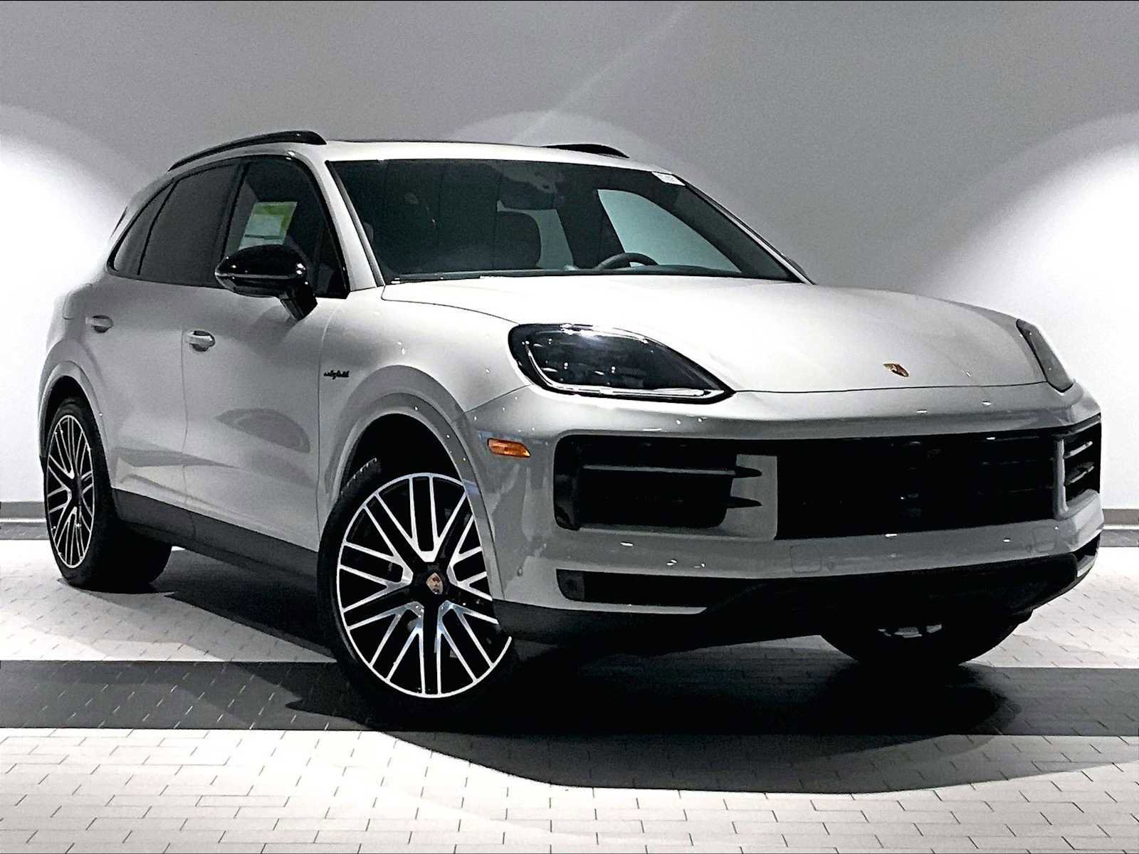 New 2026 Porsche Cayenne E-Hybrid image 9