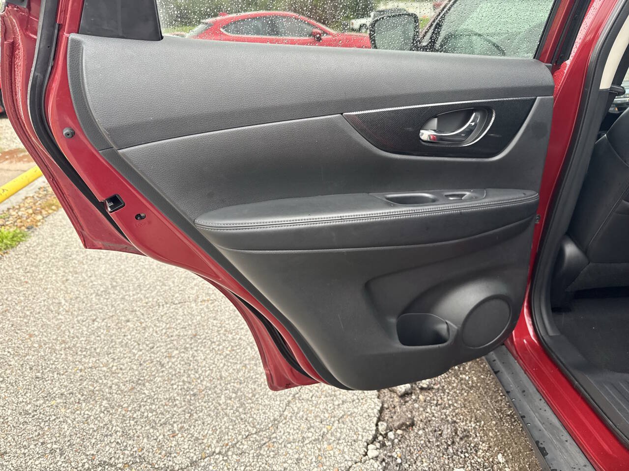 Used 2015 Nissan Rogue SL w/ SL Premium Package AWD/4WD image 19