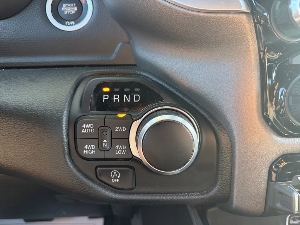 Used 2023 RAM 1500 Big Horn AWD/4WD image 28