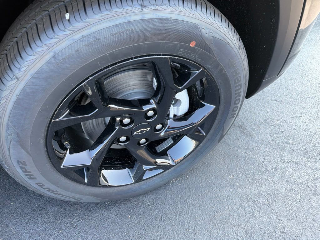 New 2026 Chevrolet Trax LT w/ Driver Confidence Package FWD image 4