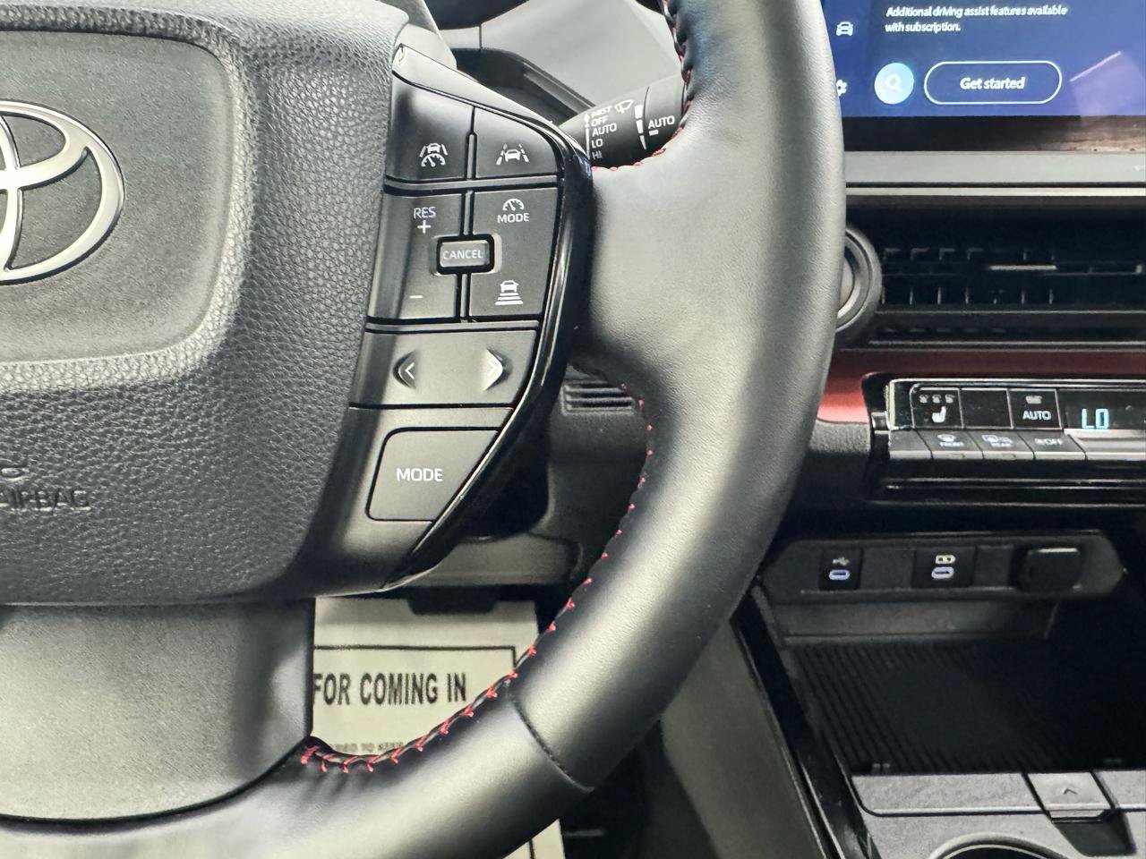 Used 2024 Toyota Prius Prime FWD image 23