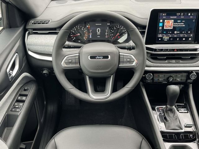 New 2026 Jeep Compass Latitude image 14