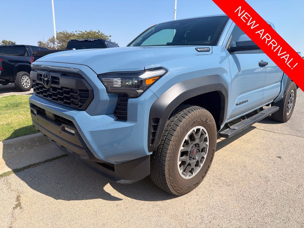 Used 2026 Toyota Tacoma TRD Off-Road w/ TRD Off Road Upgrade Package AWD/4WD image 1
