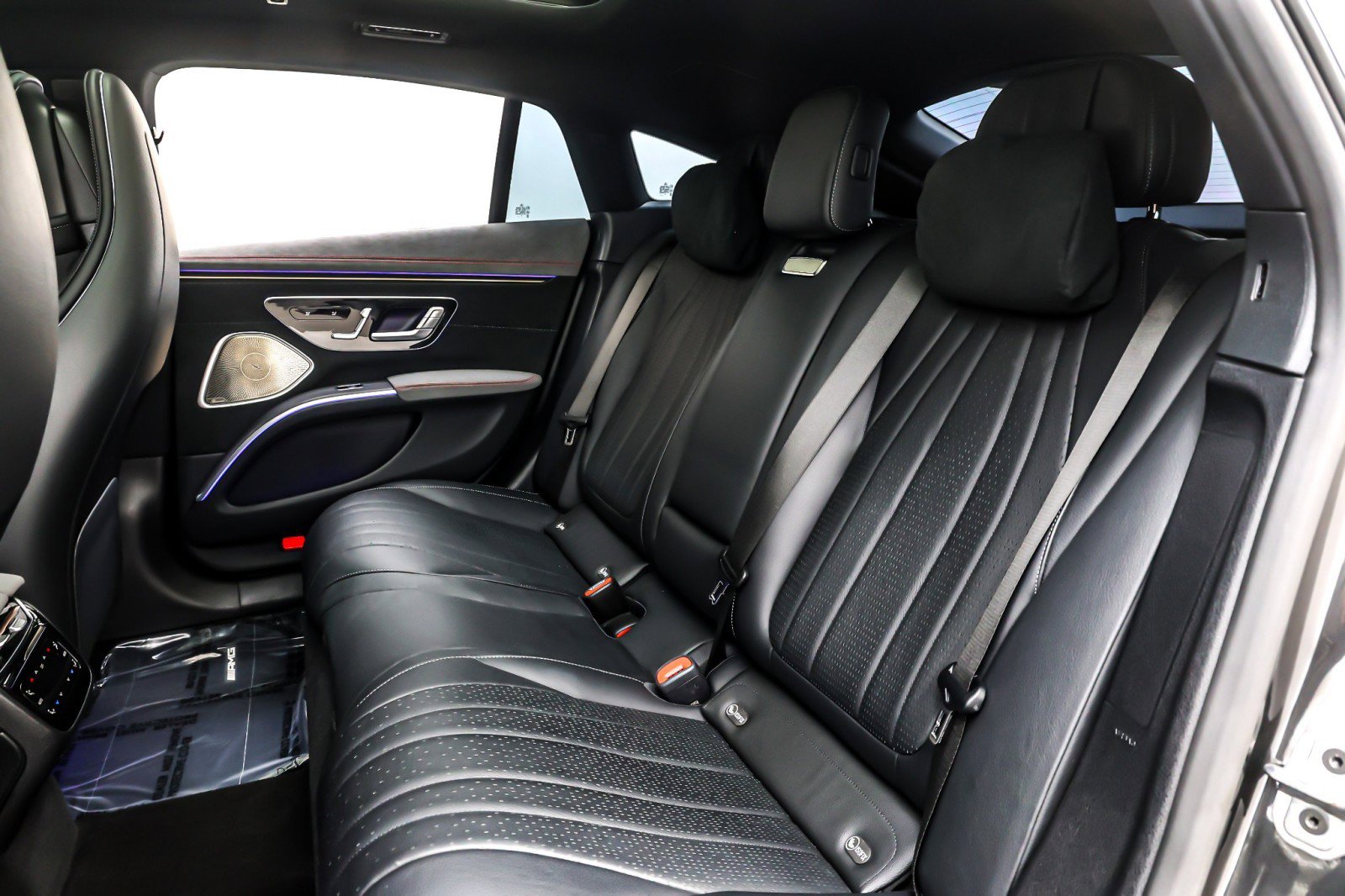 Certified 2022 Mercedes-Benz EQS 580 4MATIC Sedan image 9