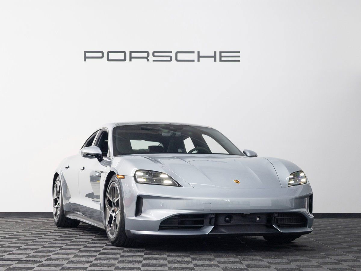New 2025 Porsche Taycan 4S image 10