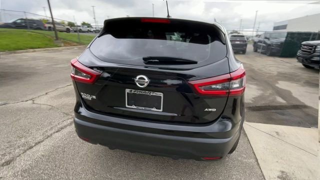 Used 2022 Nissan Rogue Sport S AWD/4WD image 9