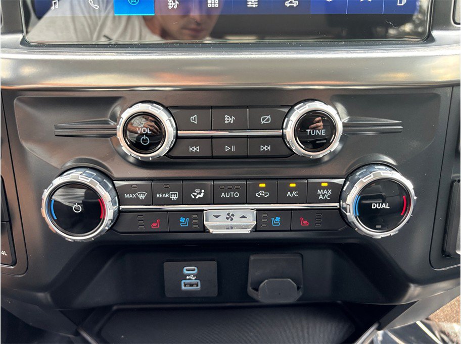 Used 2022 Ford F150 Lariat AWD/4WD image 33