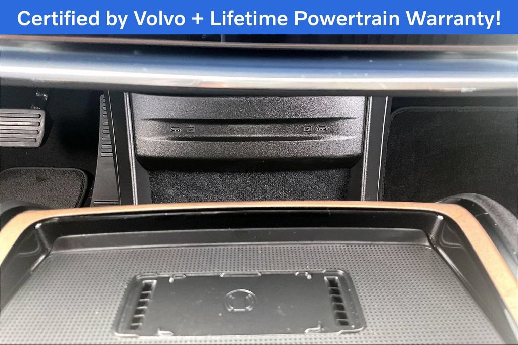 Certified 2025 Volvo EX90 Plus AWD/4WD image 33