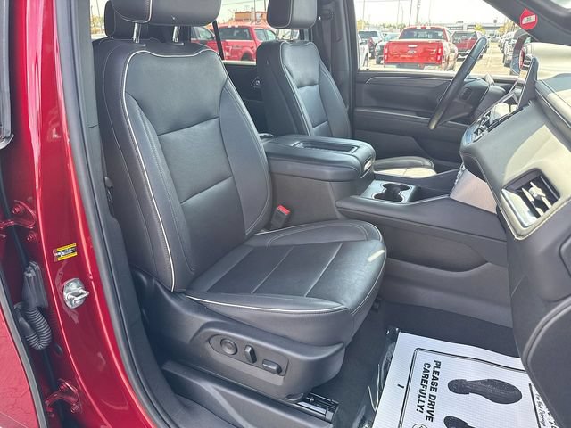 Used 2023 GMC Yukon SLT AWD/4WD image 26